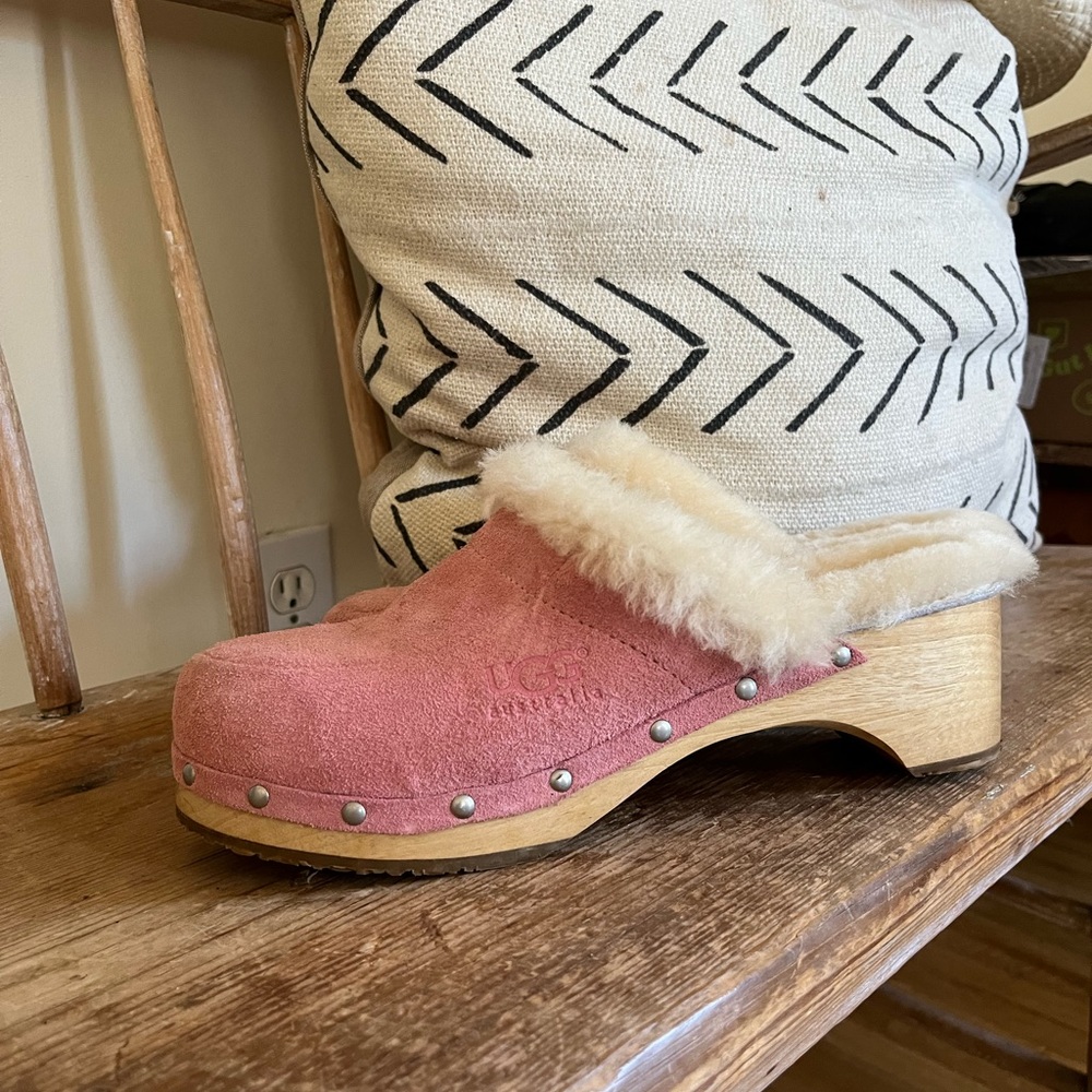 UGG pink platform clogs size 9